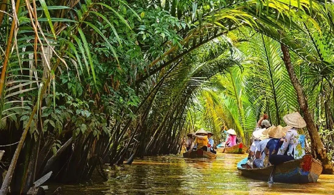 Saigon Discovery & Mekong Adventure 4 days - 3 star hotels