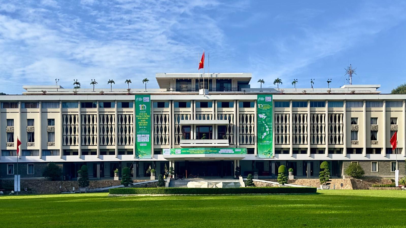 Ho Chi Minh City- Cu Chi Tunnels full day small group